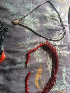Red Beaded Necklace And Black Necklac Combo
