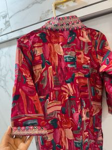 Floral Embellished Kurta Set