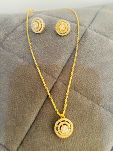Misboota Beautifully Pendant With Earrings