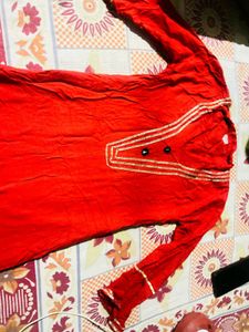 Red Kurta