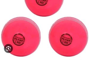 Flash i10 Cricket Ball