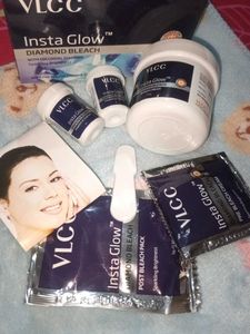 VLCC Insta Glow Diamond Bleach