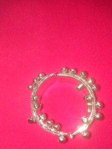 Shell Bangle Bracelet