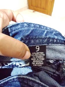 Women&#39;s Jeans