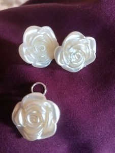 Rose Pendant With Earrings