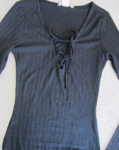 WOMENS H&amp;M BLACK LONG SLEEVE LACE UP STRETCH KNIT