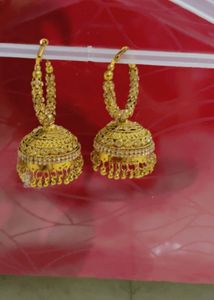 Golden Jhumkey