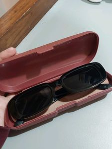 Black Rectangle Glasses