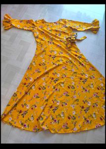 Floral Yellow Dress 💛