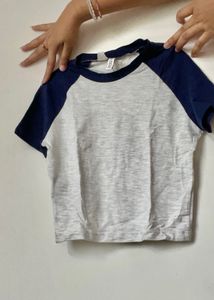 H&amp;M White &amp; Navy Baseball Tee