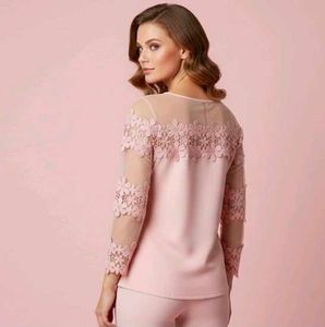 Elegant Pink Floral Lace Top💖