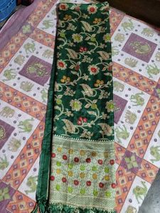 Emerald Green Floral Banarasi Silk Dupatta
