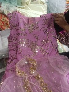 Girl&#39;s Party Dress