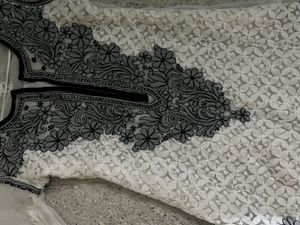 Black &amp; White Embroidered Chikankari Kurti