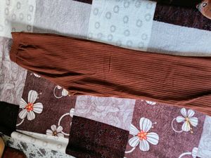 Trendy Rust Ribbed Knit Flare Leggings