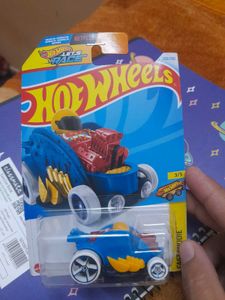 Hot Wheels  Treasure Hunt Eddie Netflix Racer
