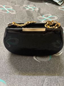 Chromic Black Chain Handle Bag