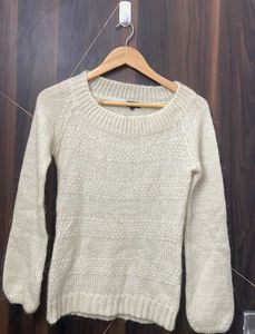 Off White Strectable Sweater