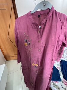 Elegant Embroidered Kurta
