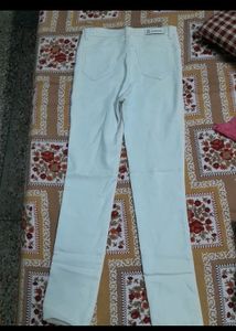 White Slim Fit Pent Stretchable