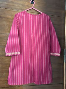 Thick cotton top from W