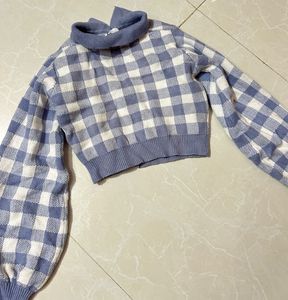 winter Checkered Crop Top - Stylish &amp; Trendy