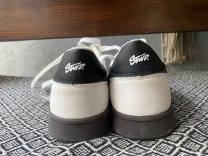 Pullandbear White Sneaker