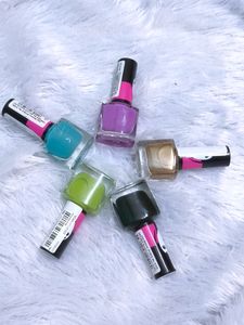 Pack Of 5 Elle 18 Nail Polish Combo Offer