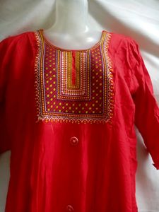 Naira Kurti