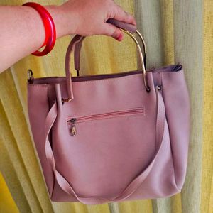👜 **Pre-Loved Da Milano Purse