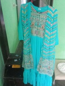 Beautiful Long Dress With Shrug
