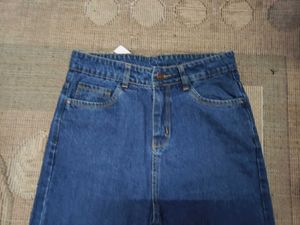C@28 Size-30 Straight Jeans