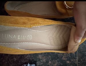 Cute Mustard Ballerinas by westside