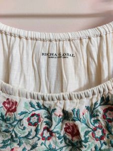 women&#39;s premium top