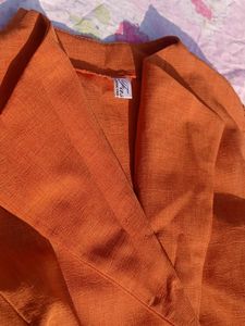 Sleeveless coral Dress with Belt