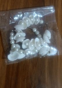 Set Of Earrings