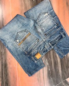 Korean Imported Jeans (straight Fit)