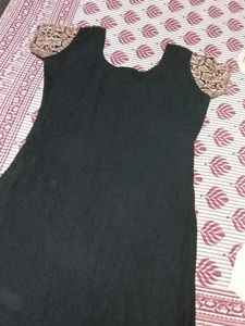 Elegant Black &amp; Gold Kurta