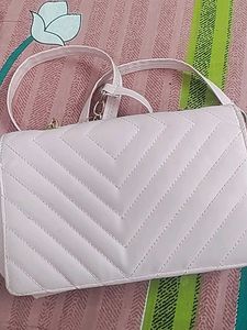Chic Clutch