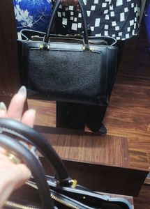 Guess Medium Size Handbag