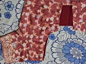 GentlyUsed MustardSilk Saree withFloralBlous
