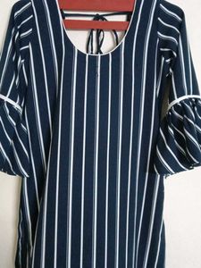 Striped Women&#39;s kurti