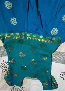 Girl&#39;s Ethnic Dress