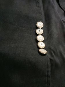 Black Jacket With Buttons And Full Sleeves...😍✨