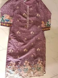 Floral Embroidered Kurta