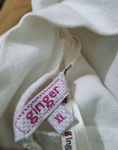 Women Off White Solid Crop Top