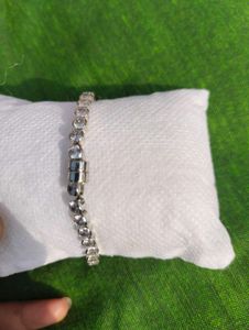 Sparkling bracelet