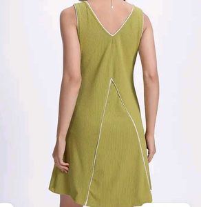 Green Sleeveless Dress
