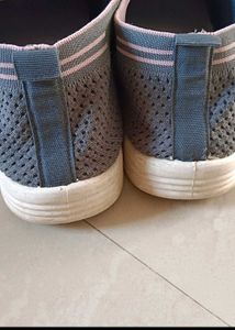 Sports Shoes🎉