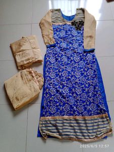 Kurthi Pant Set